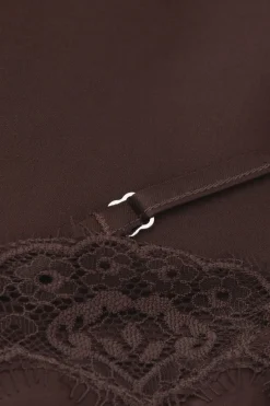Asymetryczna Halka z Satyny Wiskozowej z Koronką