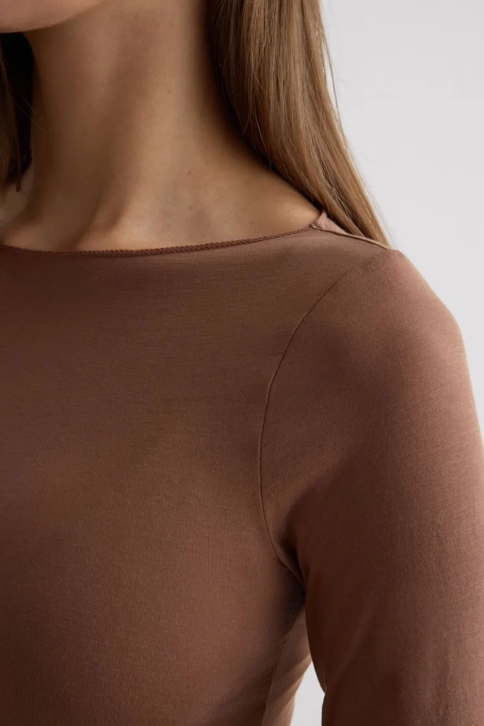 Bluzka z Dekoltem w Łódkę z Bawełny Ultralight Cotton
