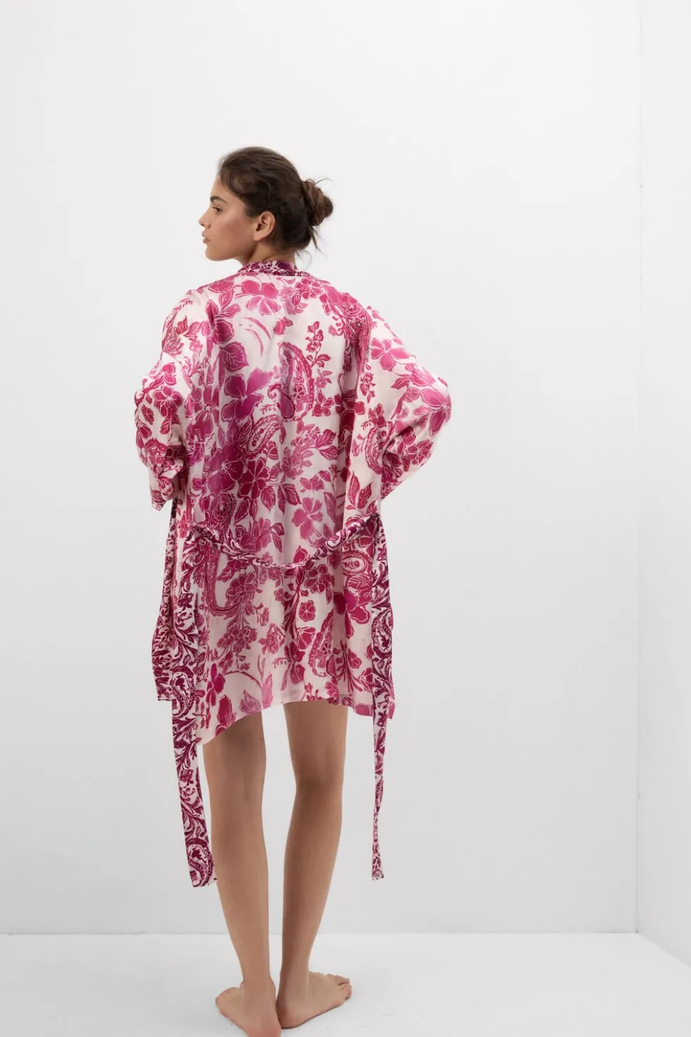 Kimono z Satyny Wiskozowej Brighten Your Day
