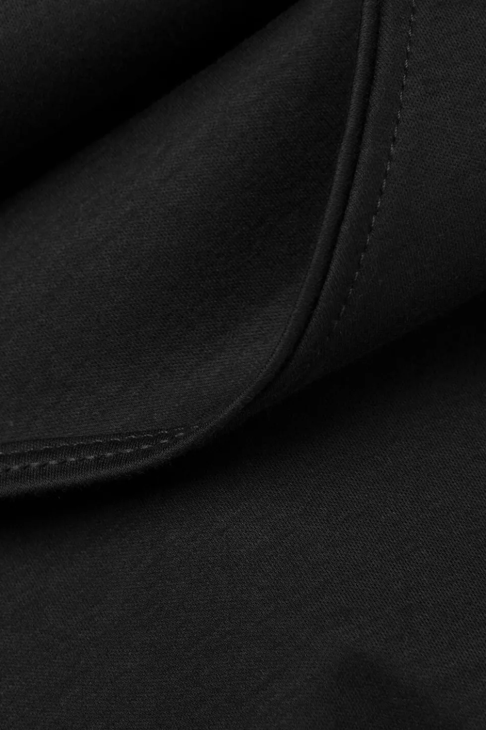 Podkoszulka z bawełny Elevated Cotton z Dekoltem w Serek