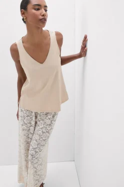 Podkoszulka z bawełny Elevated Cotton z Dekoltem w Serek