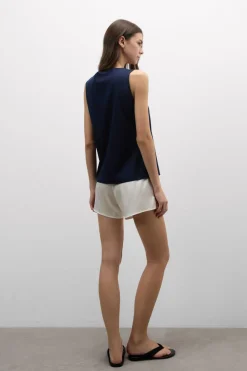 Podkoszulka z bawełny Elevated Cotton z Dekoltem w Serek