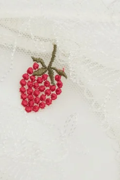 Stringi Sweet as a Berry