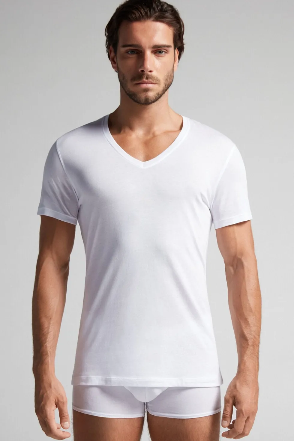 T-shirt z Dekoltem w Kształcie Litery V z Bawełny Superior Extrafine