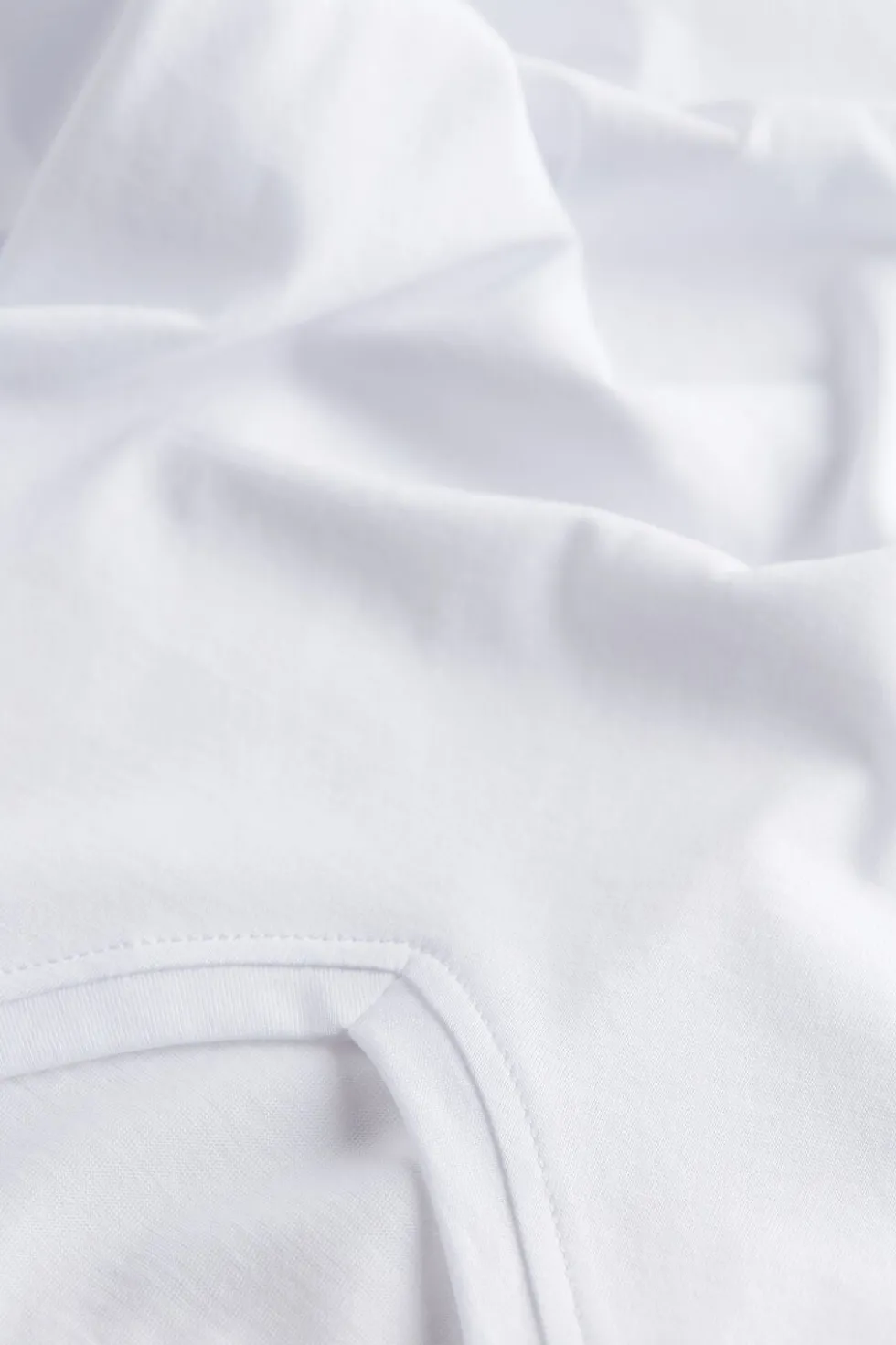 T-shirt z Dekoltem w Kształcie Litery V z Bawełny Superior Extrafine